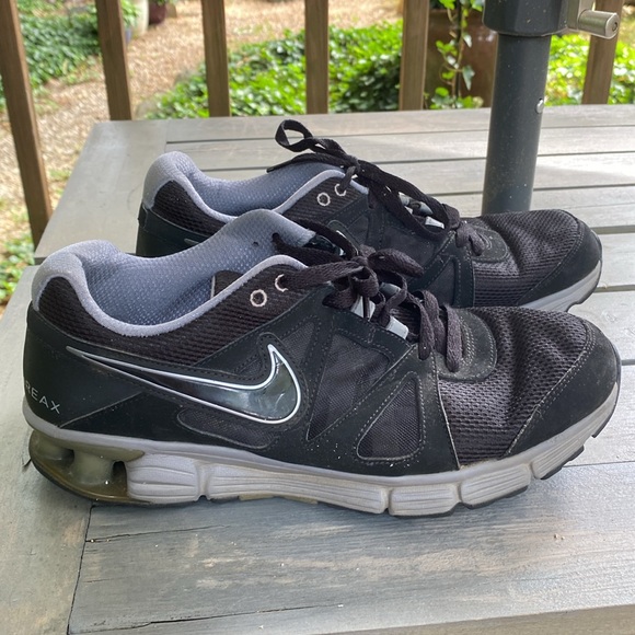 Nike Reax Rocket 2 Men’s Athletic Shoe Size 11.5 - Picture 3 of 6